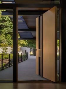 Modern Custom Aluminum Pivot Door with Wood Grain Finish for Luxury Villa Entrance